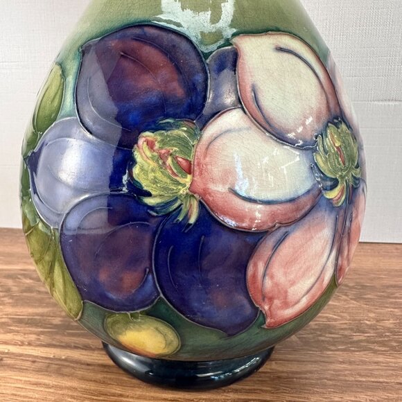 Vintage William Moorcroft Vase Clematis Made in England 9.75" Tall - Picture 7 of 12
